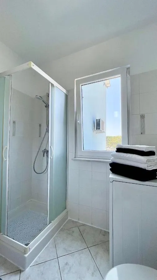 Marina View Apartments Pula 0*,