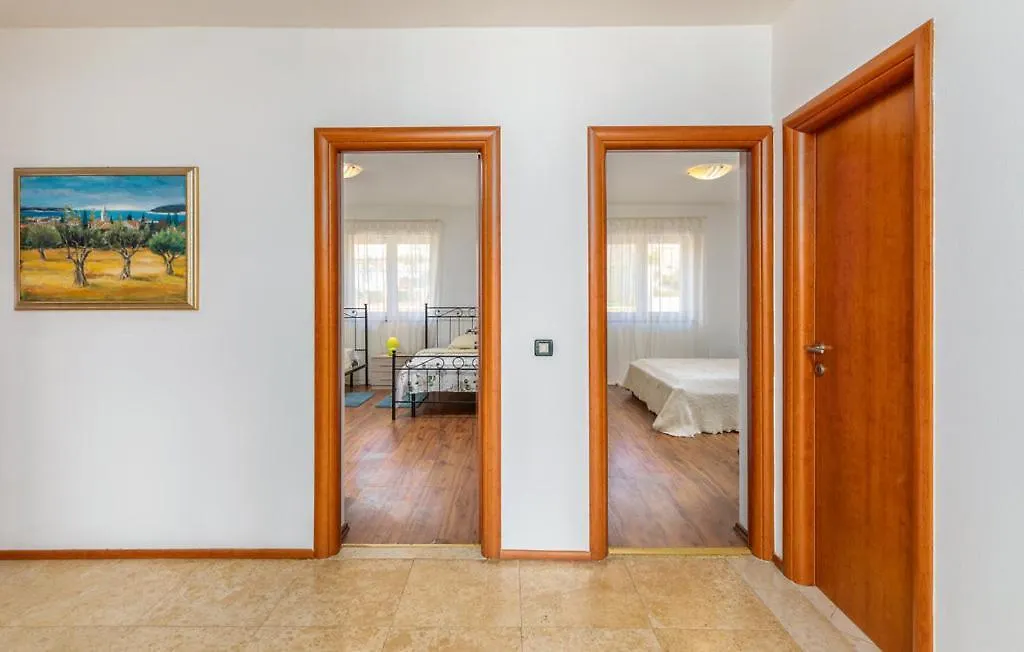 Marina View Apartments Pula 0*,  Croatia