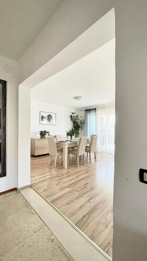 Marina View Apartments Pula Croatia